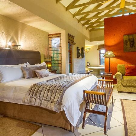 Joern'S Gaestehaus Mbombela Екстер'єр фото