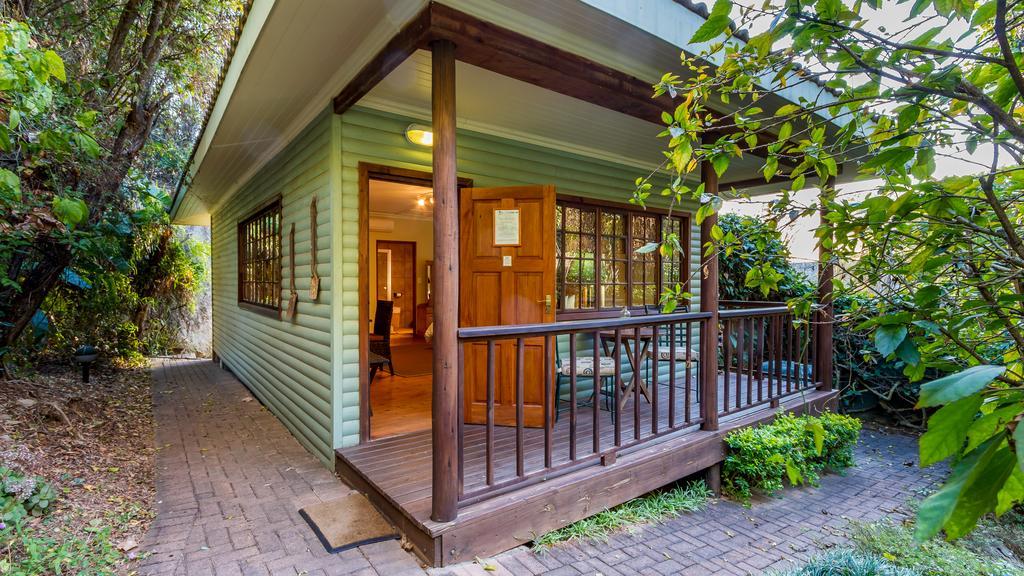 Joern'S Gaestehaus Mbombela Номер фото